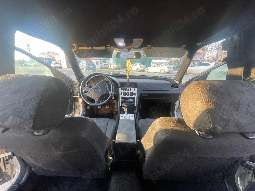 Vând sau schimb Mercedes w202 si golf2