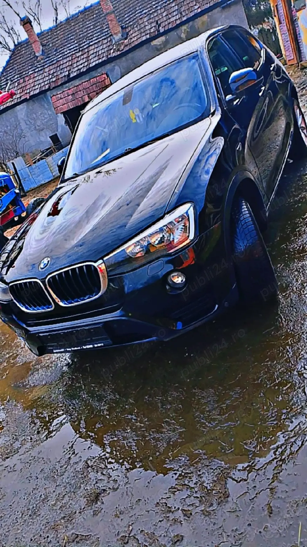 se vinde un jeep urgent 