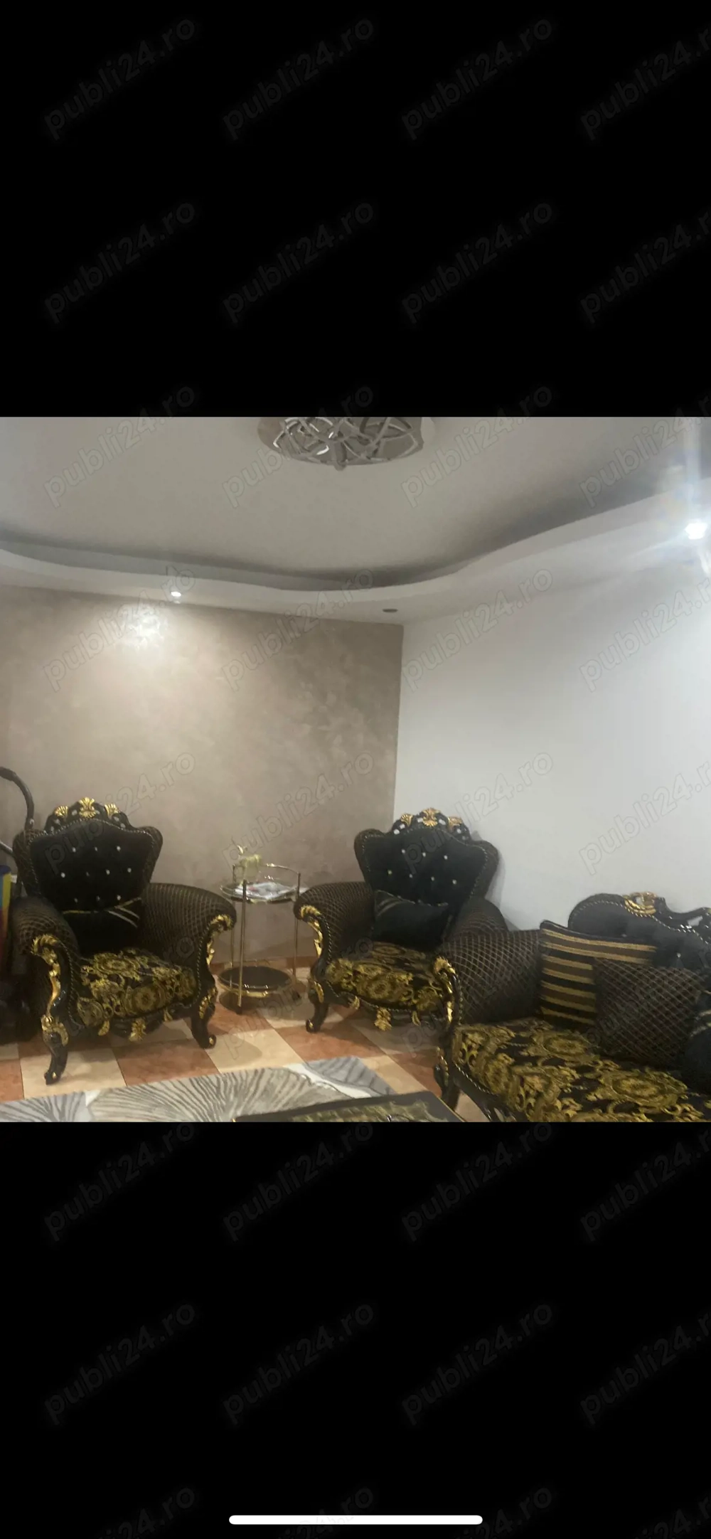 Vând set canapea și 2 fotolii 