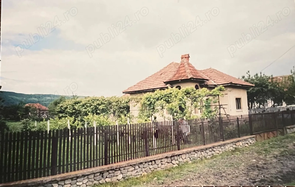 Casă de vânzare 