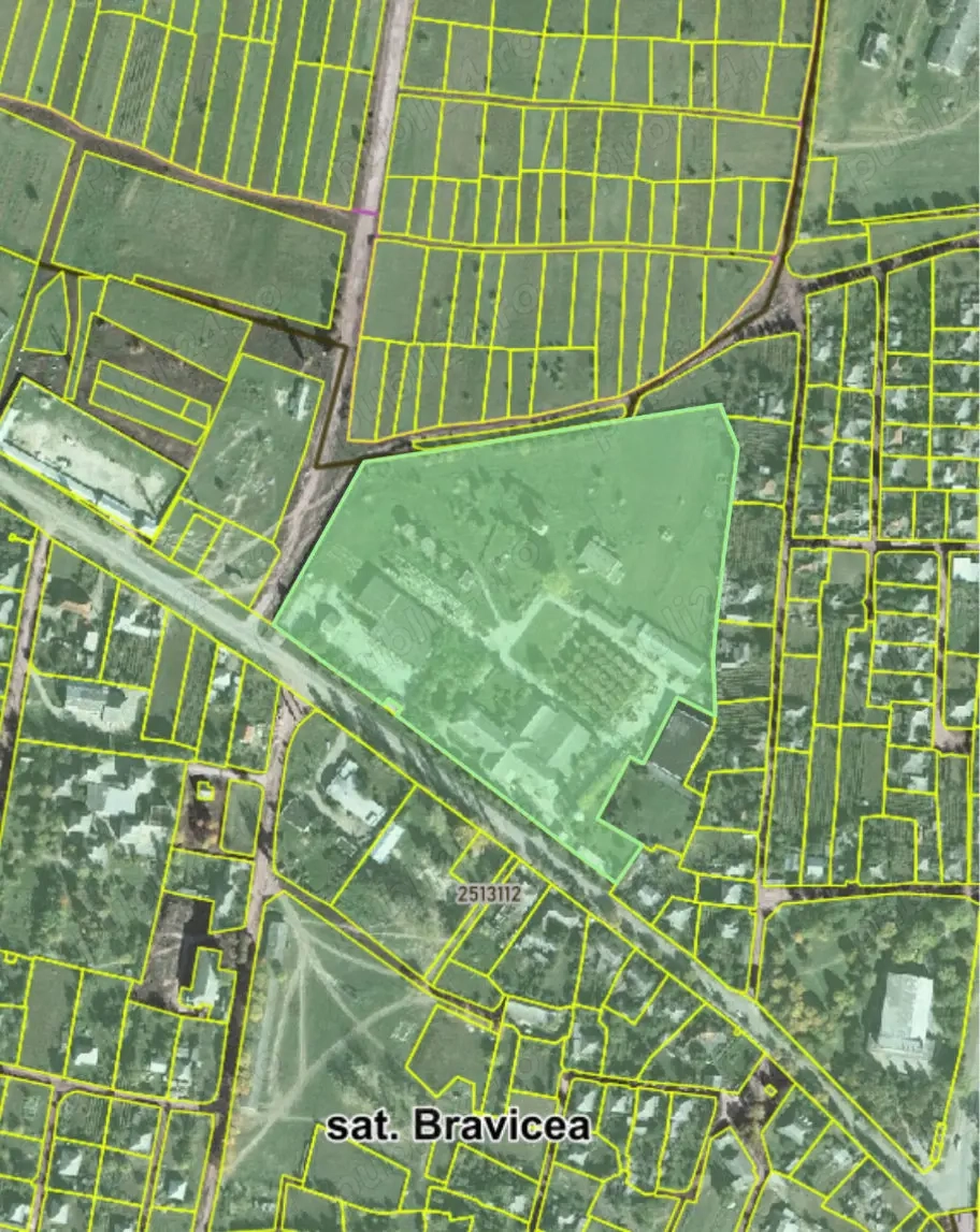 Unitate de producție cu potențial de restructurare + teren