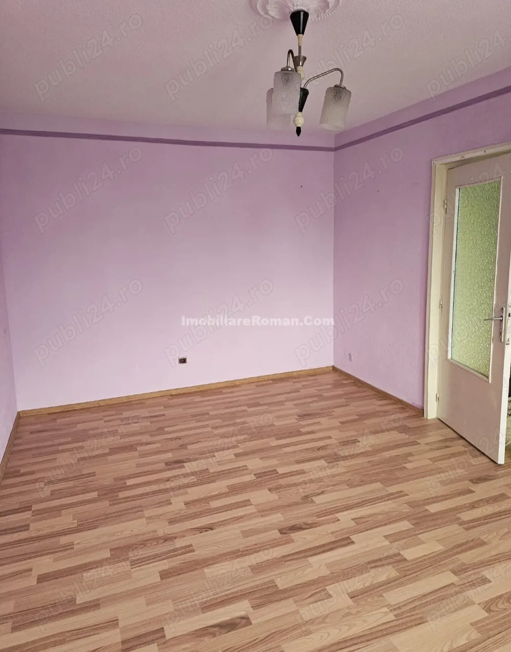 Apartament cu 2 camere,spațios,et 3,zona Favorit