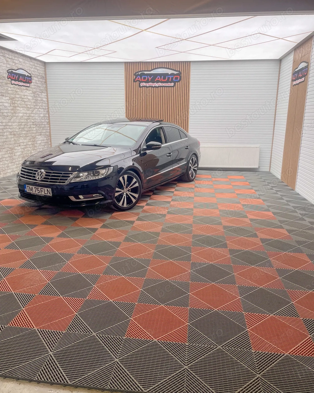 VW PASSAT CC , 2,0 TDI . 146 000 KM Reali , Trapa mare , Bi-Xenon , Buy-Back . Jante R18