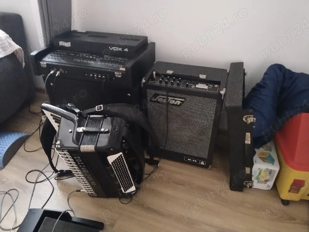 Vând Acordeon Hohner Atlantic 4N DELUXE Vox 4 P 