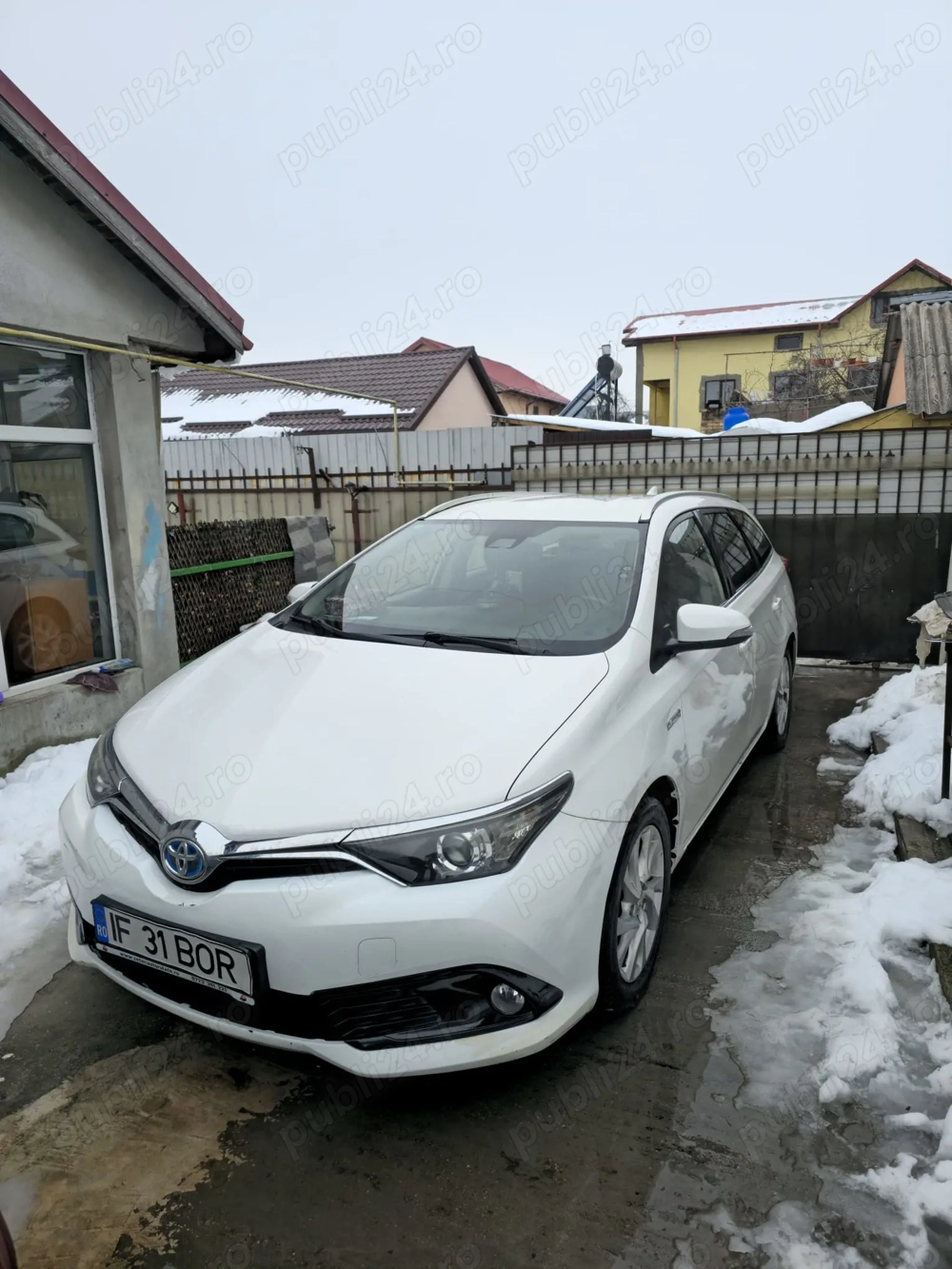 toyota auris 2018 
