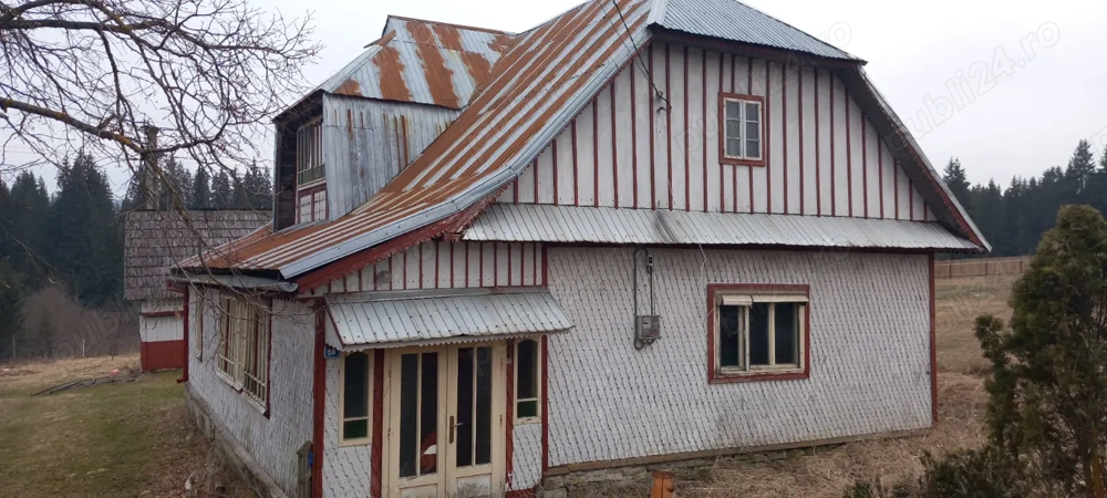 Casa 3 camere 172mp in Poiana Stampei, 3900 mp teren intravilan