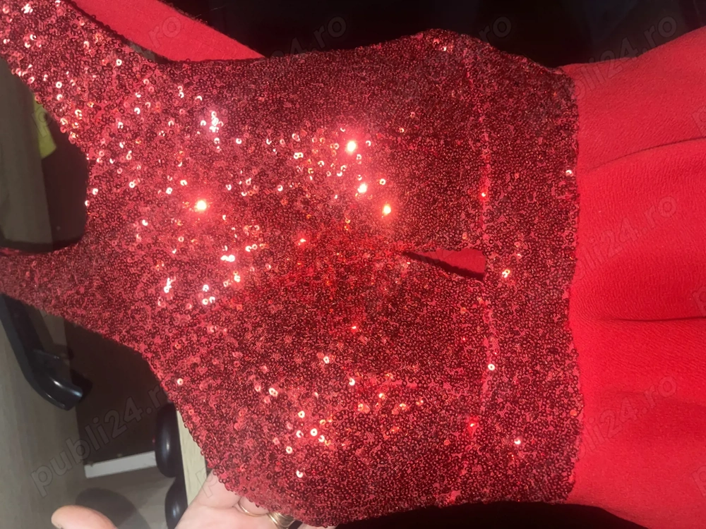 Rochie cu paiete