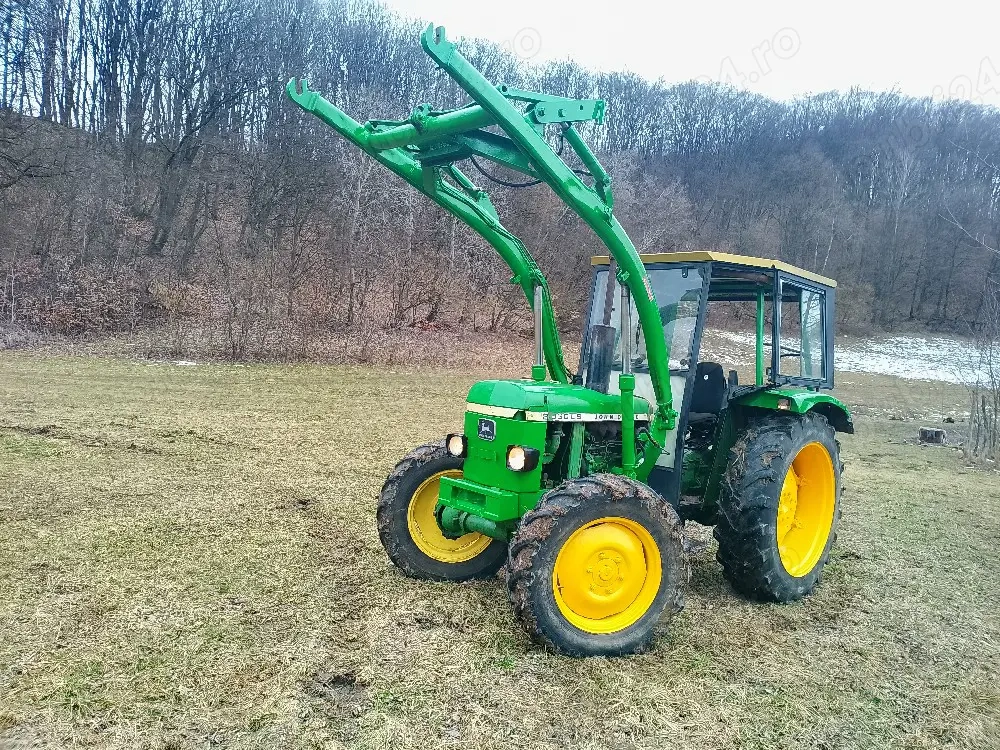 vind tractor John Deere cu frontala 4x4 