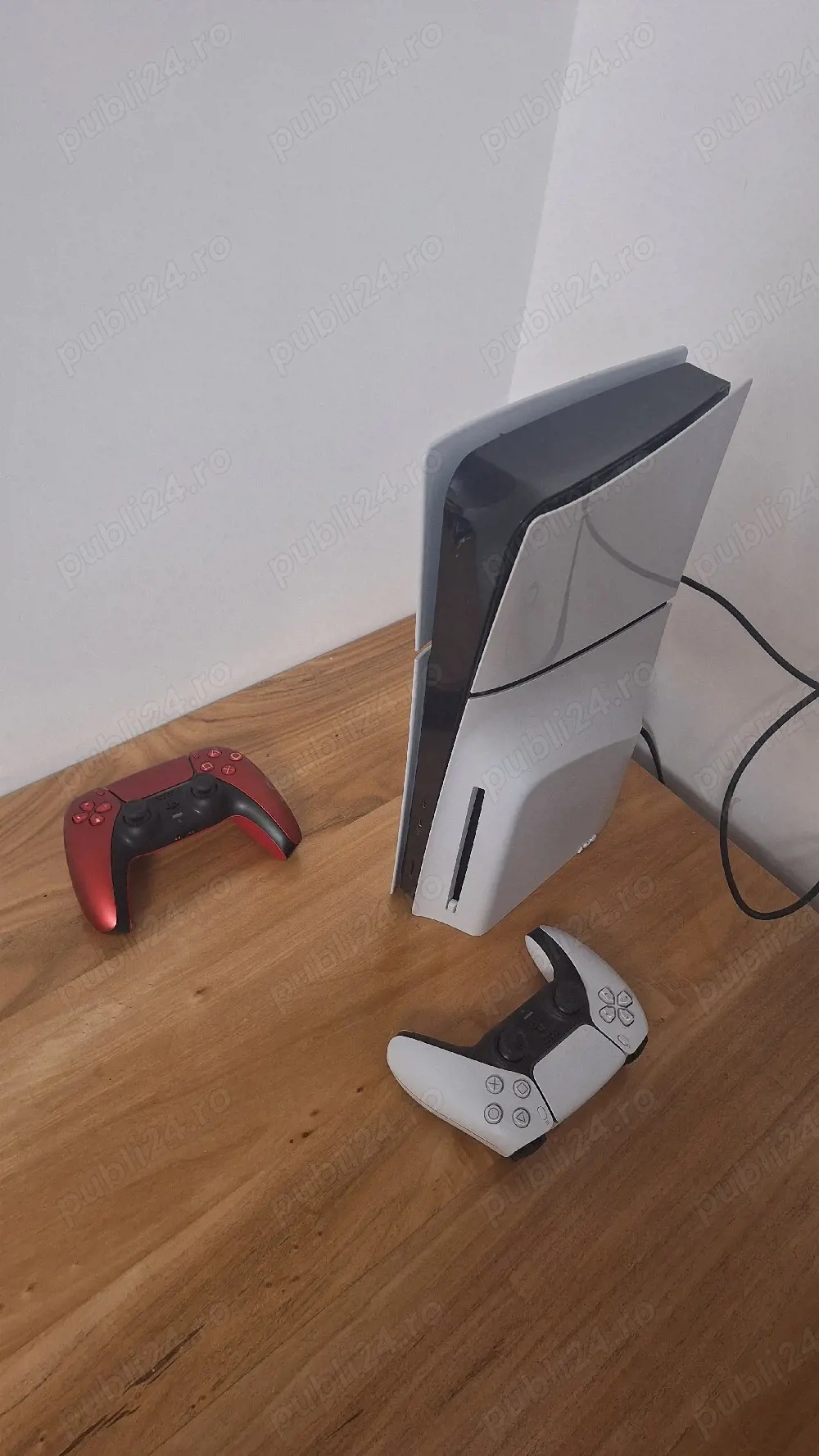 Vand Ps5 Disc Edition, plus doua console plus 7 jocuri