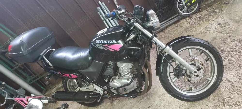 Honda CB 500