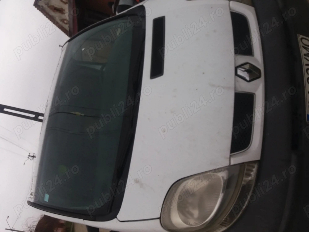 Dezmembrez Renault Trafic 1,9 dci 