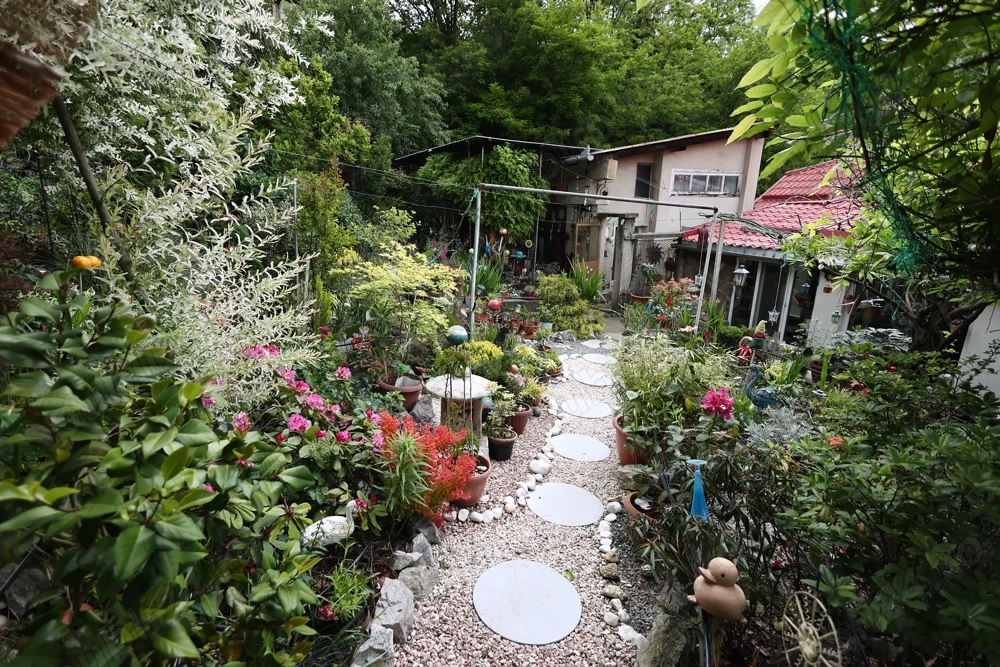 proprietar,vand casa in resita zona muncitoresc