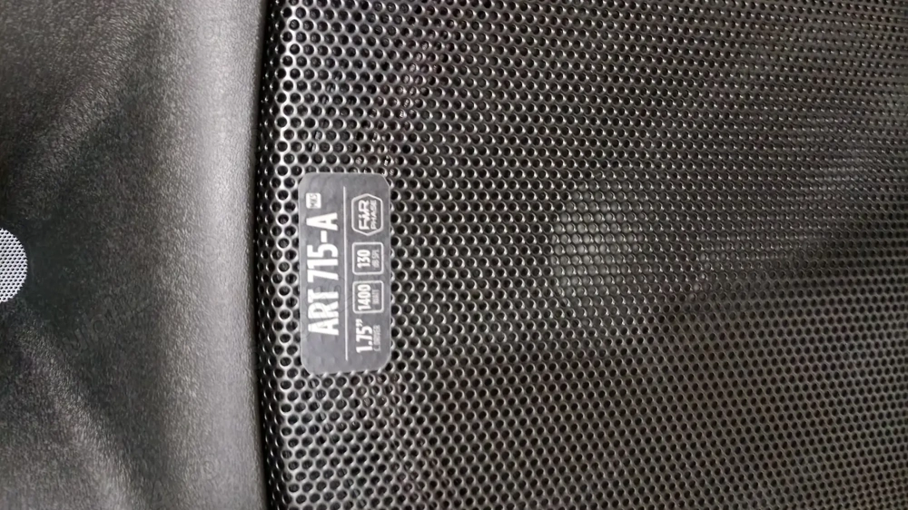 Se vinde poza rcf715 activă 