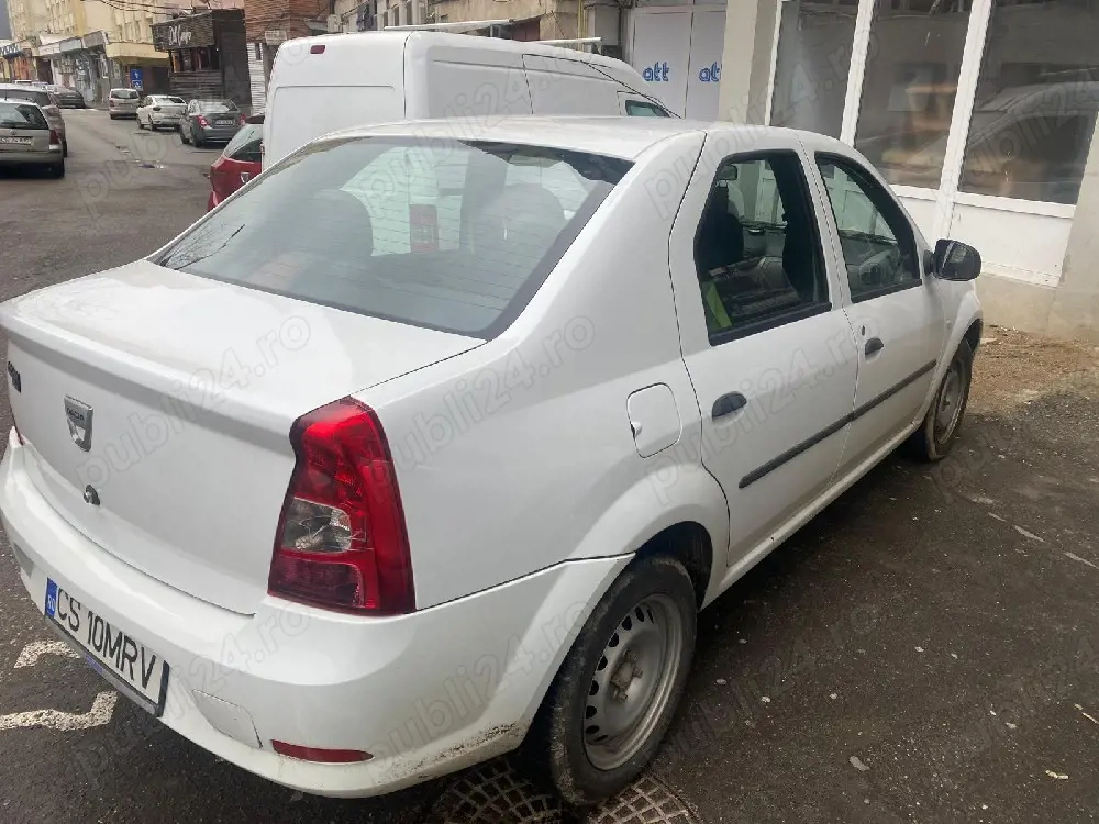 dacia logan prim proprietar