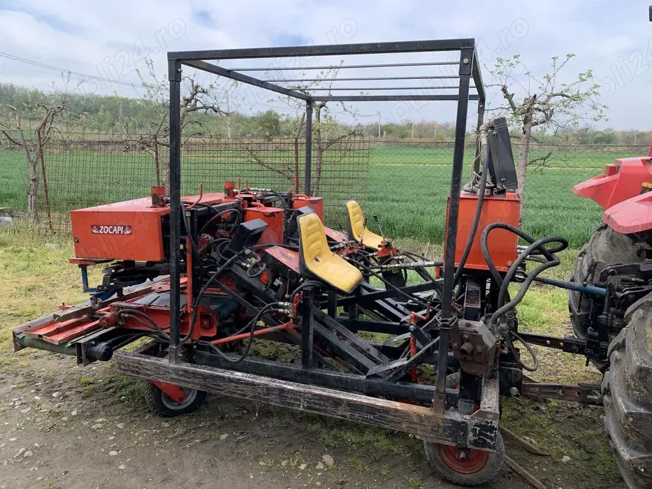 Zocapi masina de scos usturoi