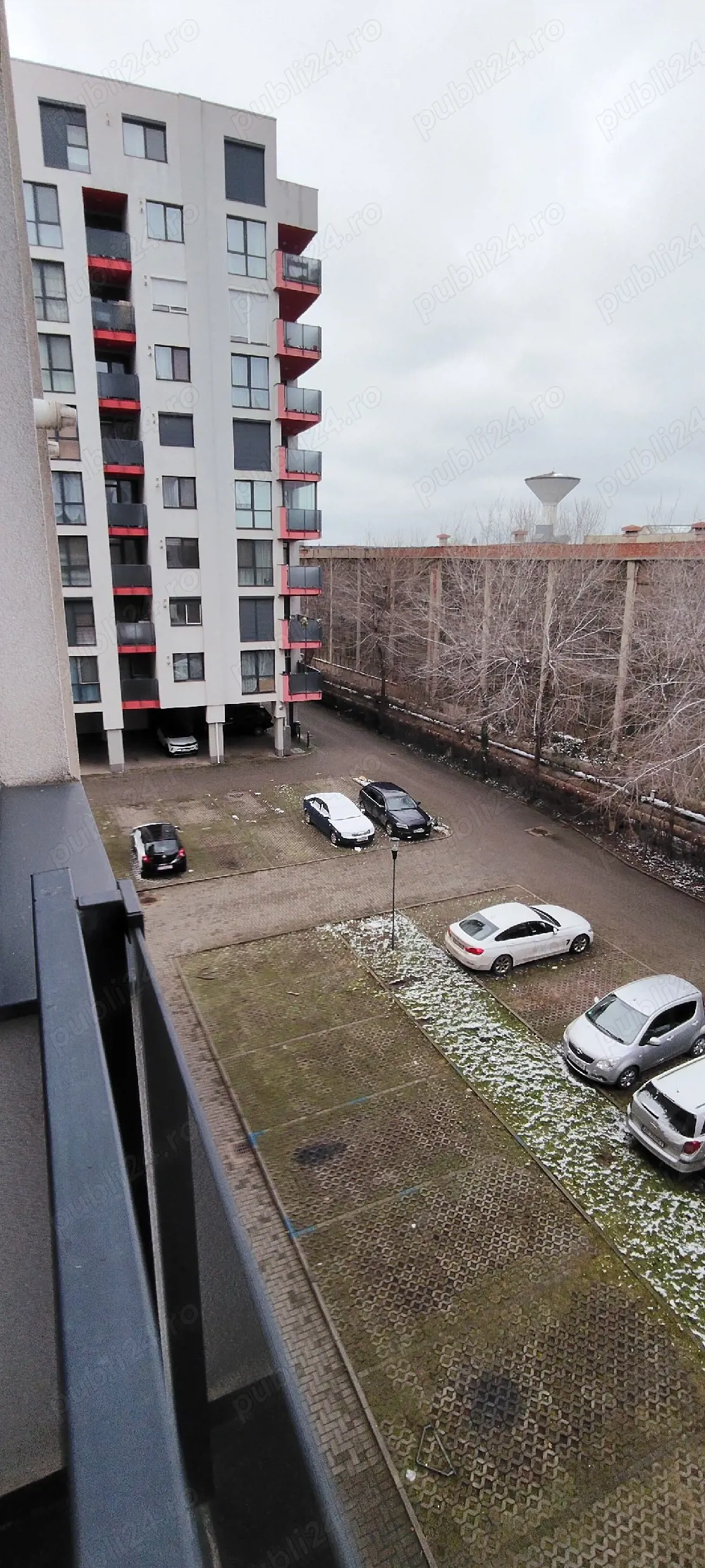 Loc parcare sub bloc Araed Kaufland 