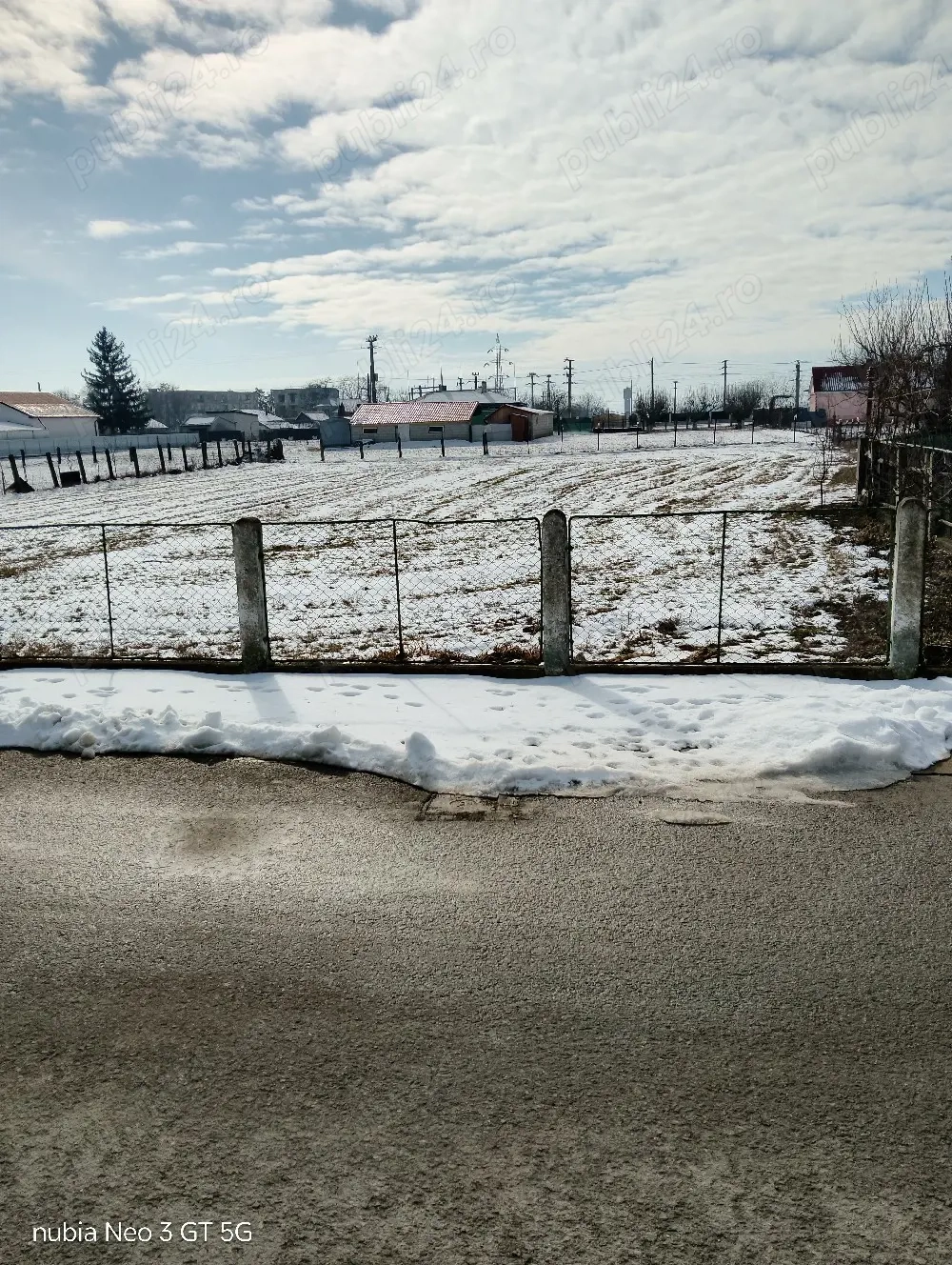 Vind teren intravilan constructie casa