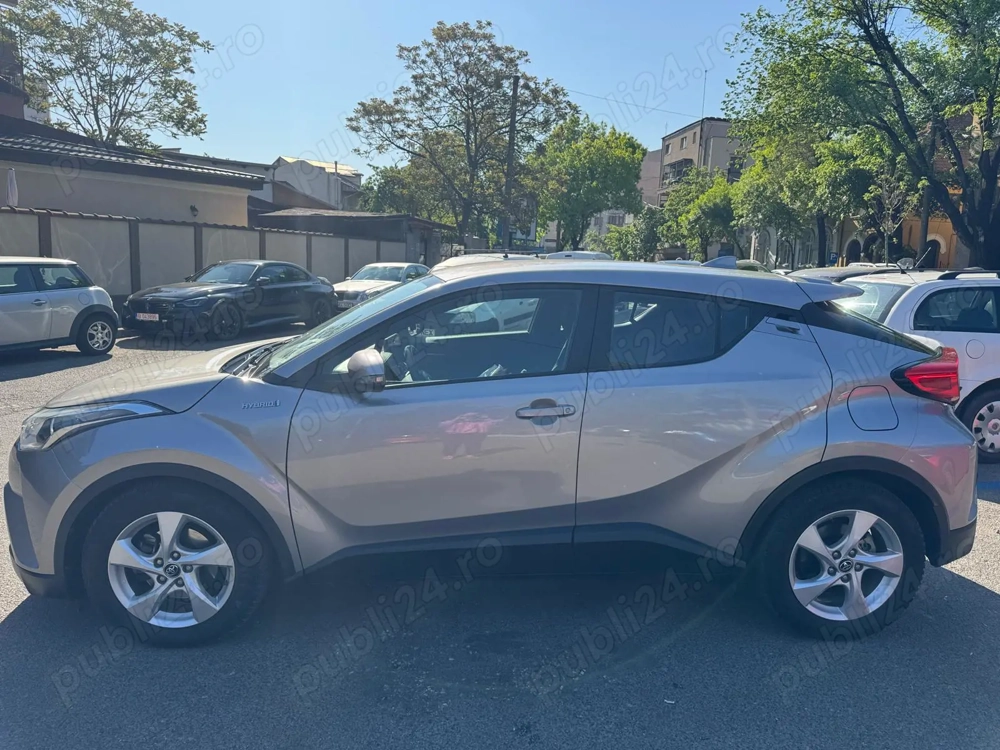 Toyota CH-R 2019 - hibrid AUTOMATA