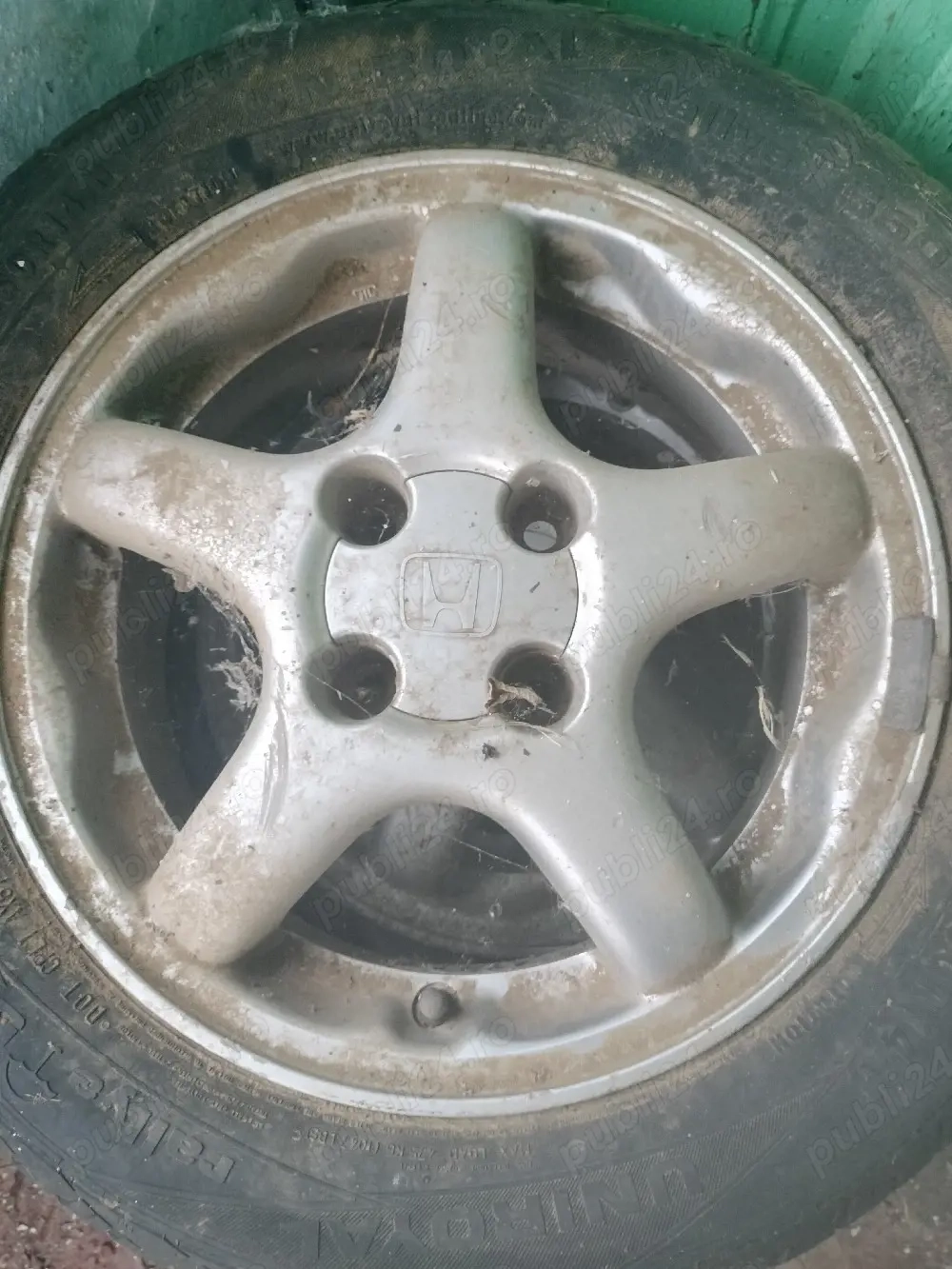 vand jante aliaj r14