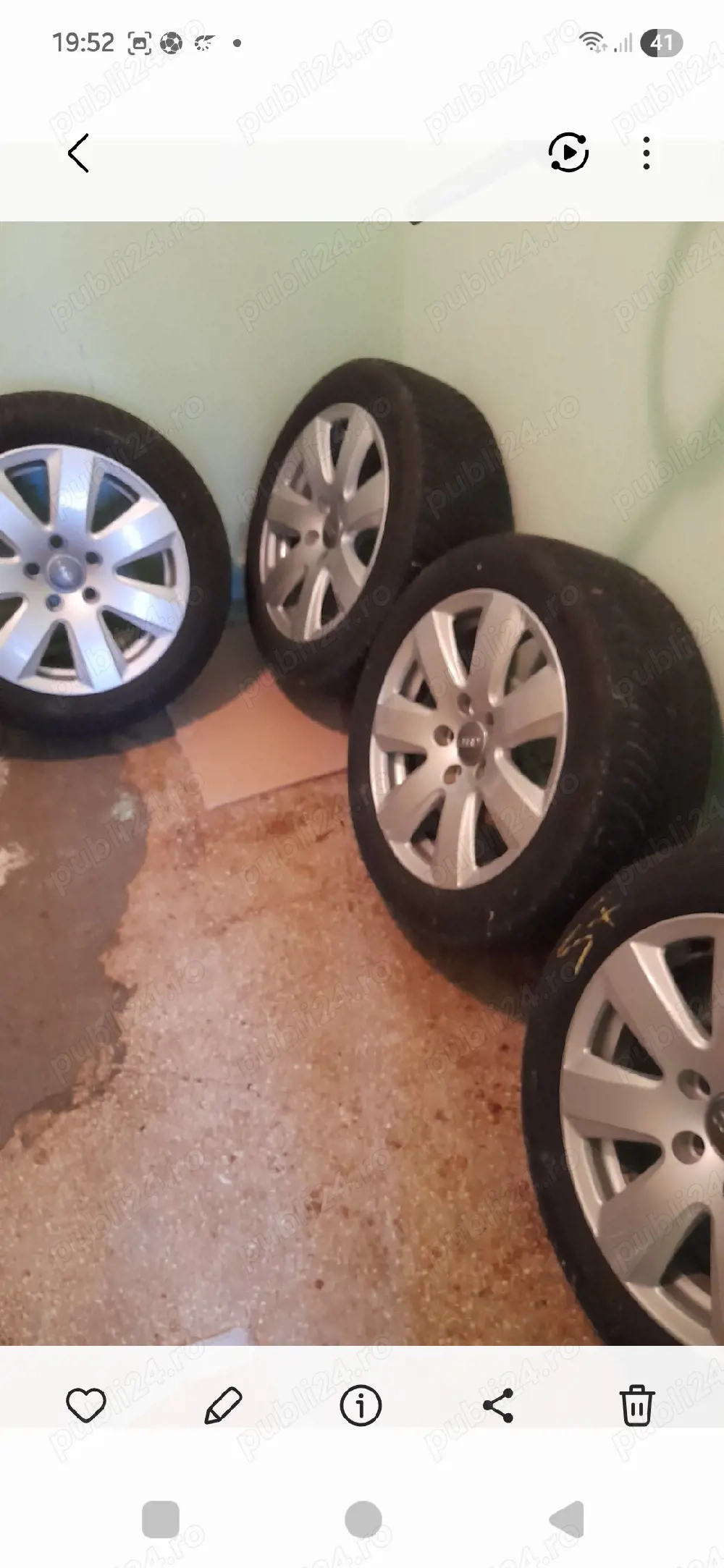 Vând jante originale Audi A4  205/55/R16