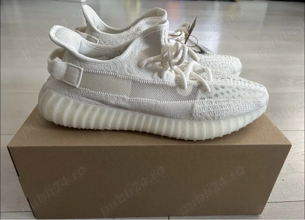 Vand adidasi YEEZY 350 V2, Bone, originali, noi la cutie