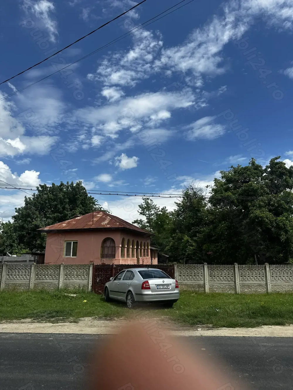 Casă bătrânească de vânzare Melinești județul Dolj 