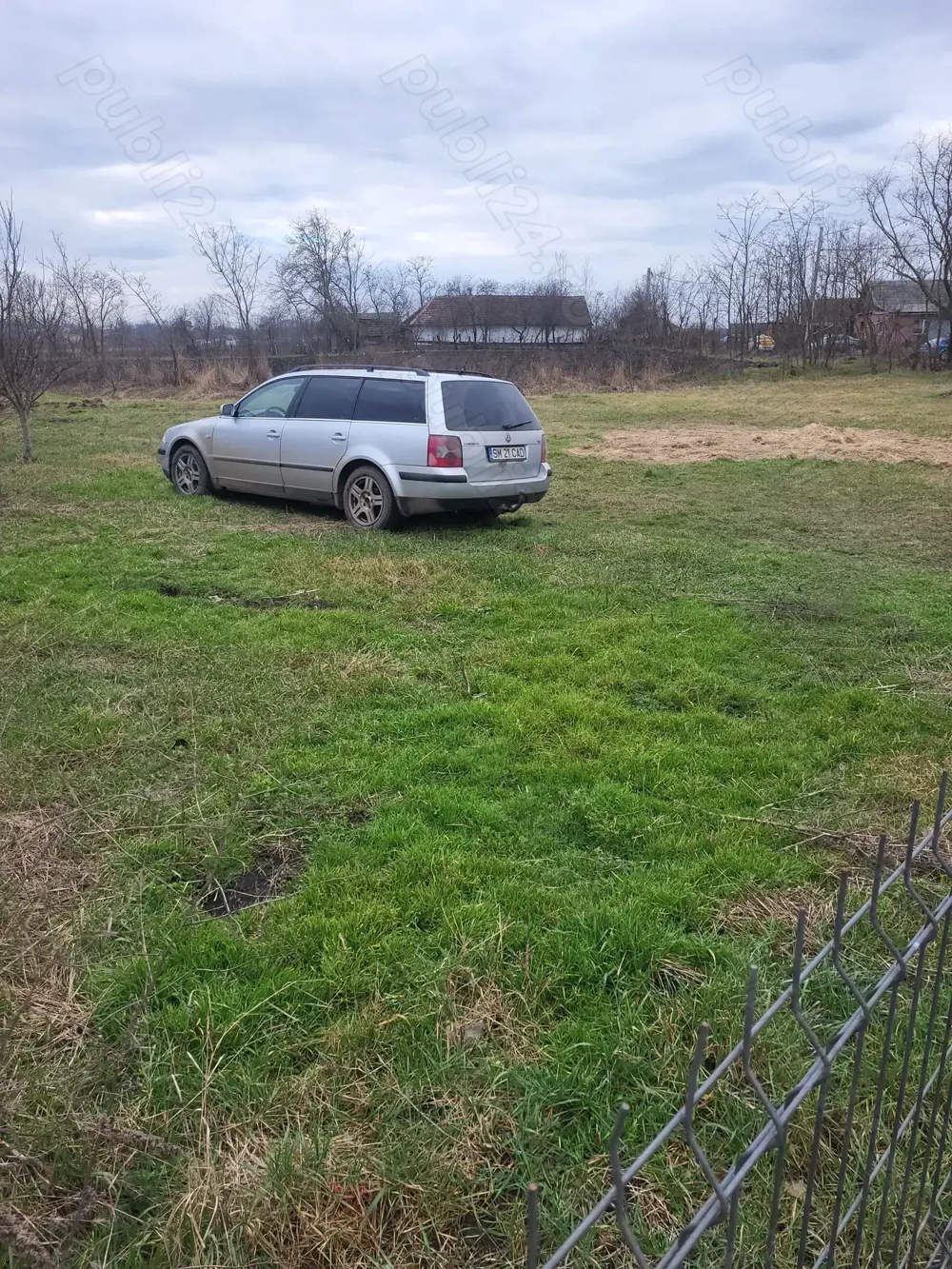 Teren de vanzare intravilan 15 arii pret 8500 euro negociabil comuna Santau Oras Tasnad