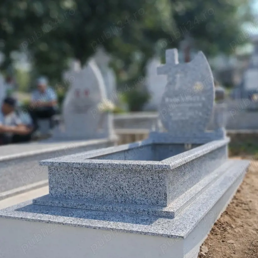 Monumente funerare granit 