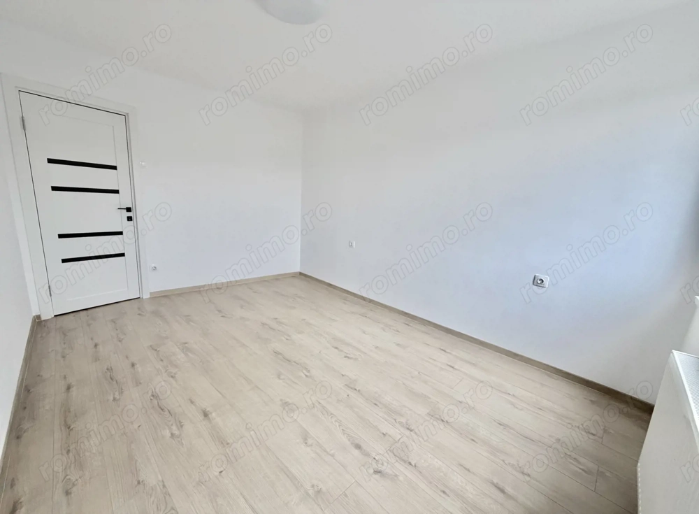 Vand 2 cam Libertatii etaj 1 confort 1 [complet renovat]