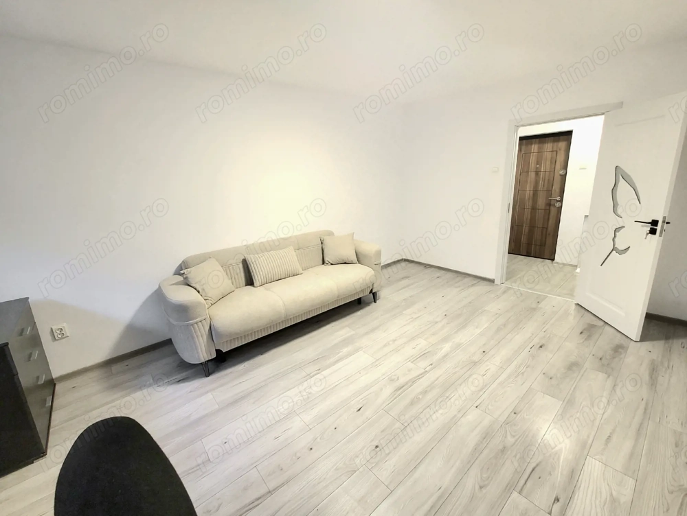 Vand 2 cam in Cornisa renovat [4 min UMFST]