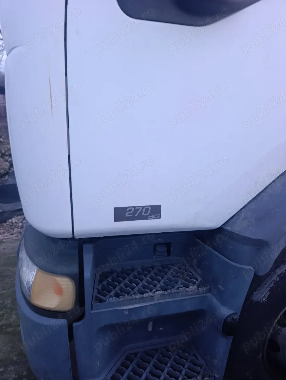 Dezmembrez Renault Premium 