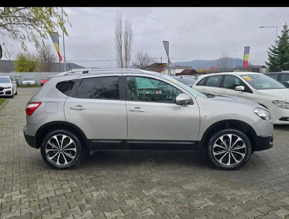  Vand Nissan qashqai 1.5 dci  2010