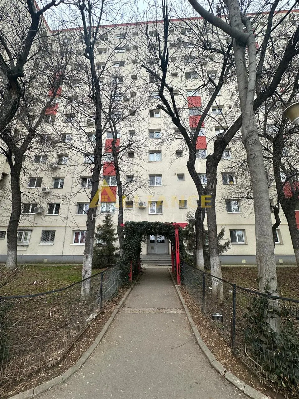 Aparatorii Patriei 5 min- Moldovita - 2 camere - 36 mp