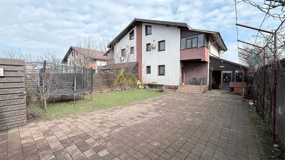 Duplex - 4 camere - 2 bai - 350mp teren