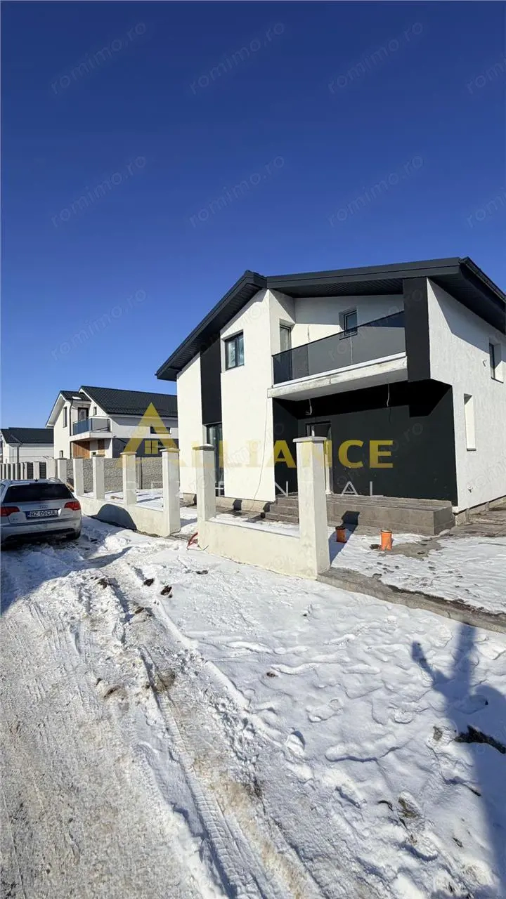 Casa individuala P+M - 4 camere - 2 bai - 380 mp teren