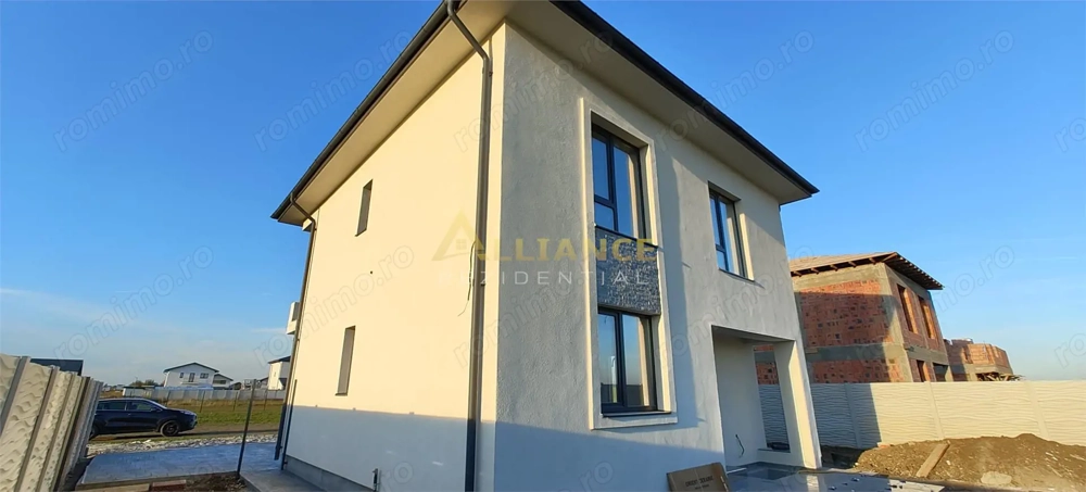 Casa individuala - 4 camere - 3 bai - 110 mp utili