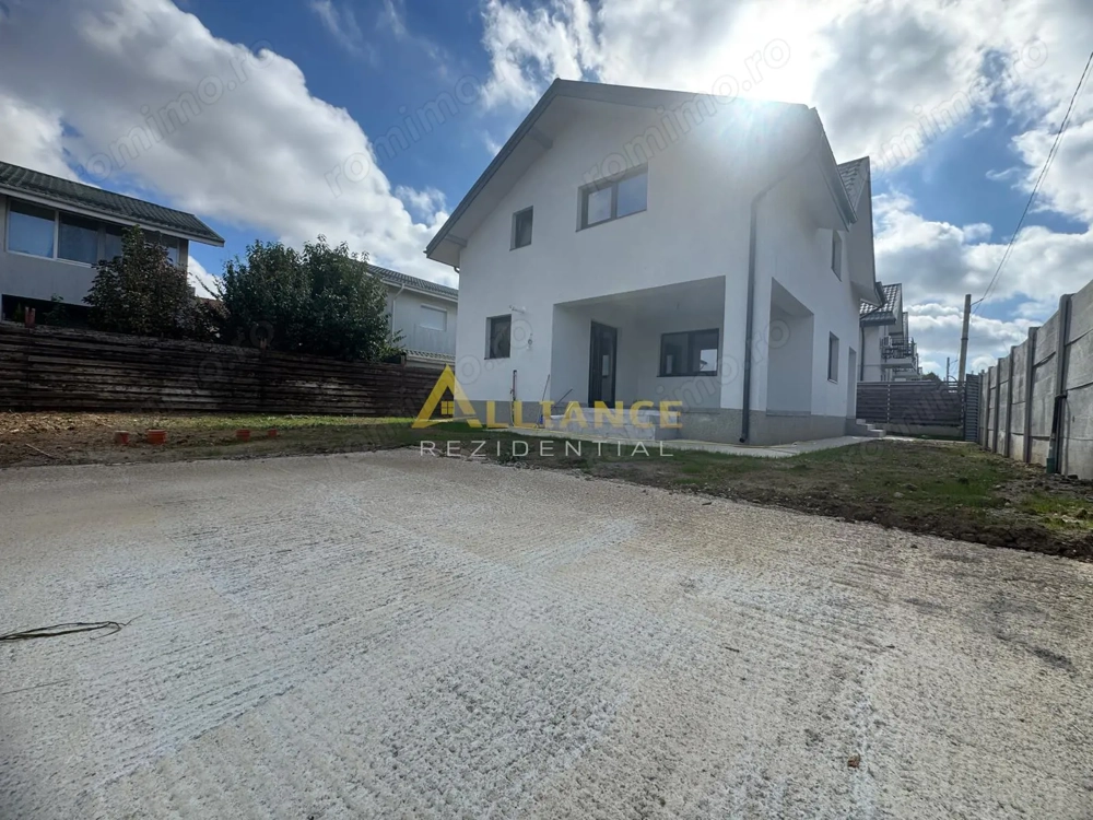 Vila individuala || 4 camere || 3 bai