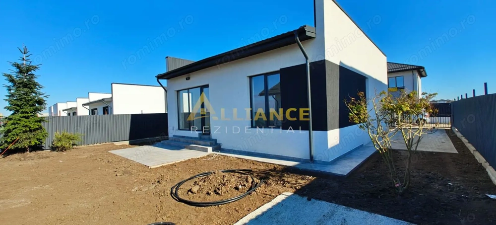 Casa individuala- 438mp teren- pod-beci- placa de beton