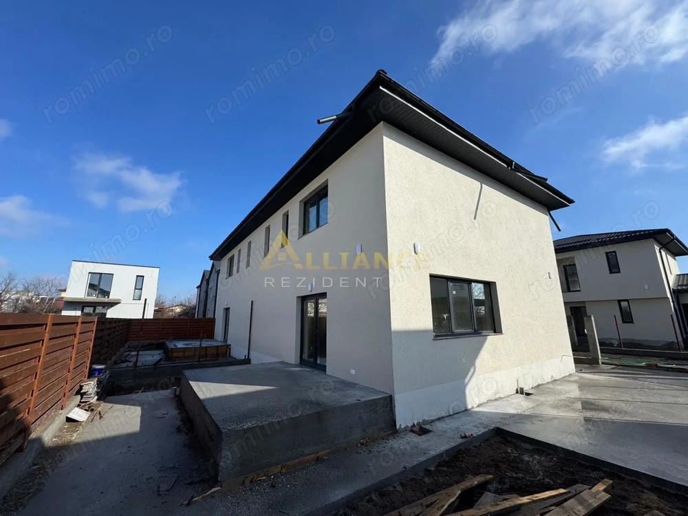V #226;nzare cas #259; tip duplex – 4 camere