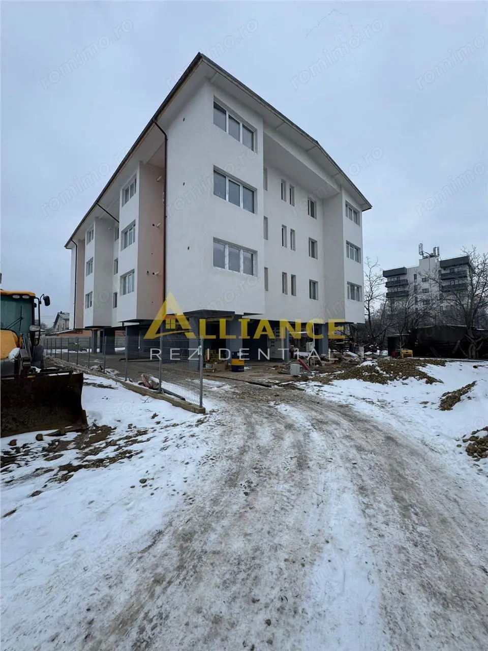 7 Minute Metrou Berceni - Garsoniera + Parcare - 61.000eur