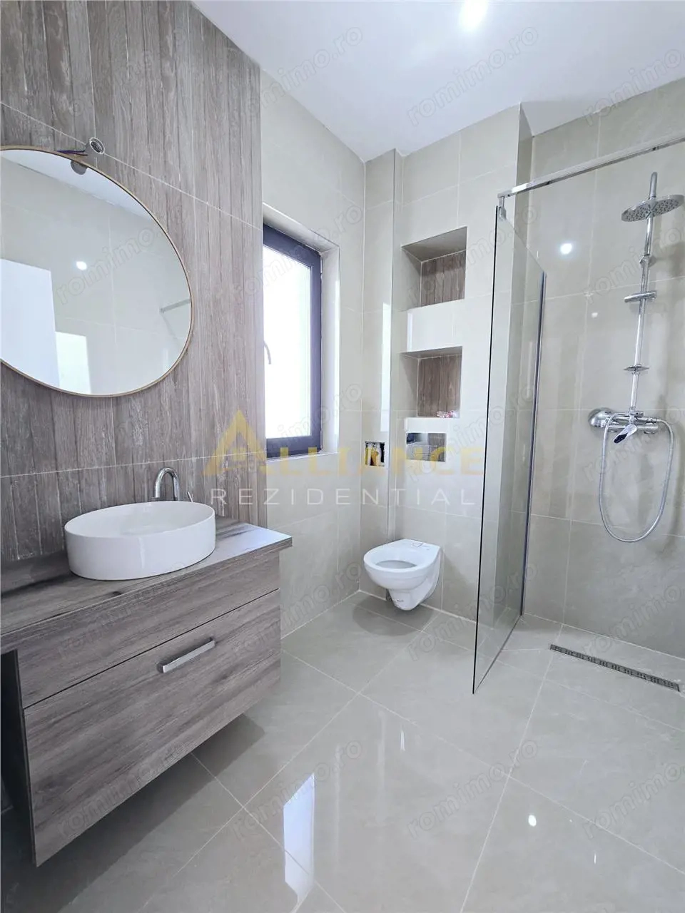 Vila mediteraneana - 4 camere - 2 bai - beci- 455mp teren - incalzire pardoseala
