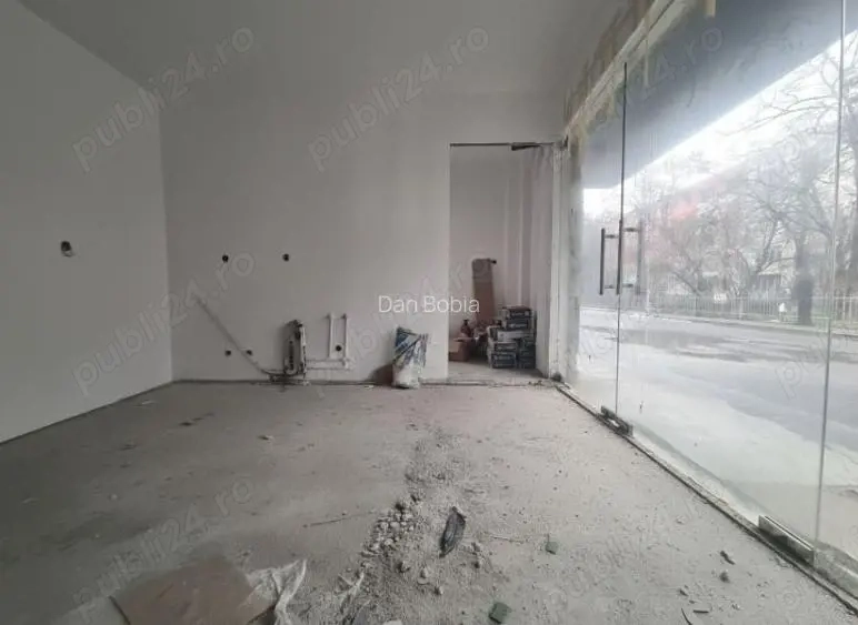 Spațiu Comercial Titan Liviu Rebreanu