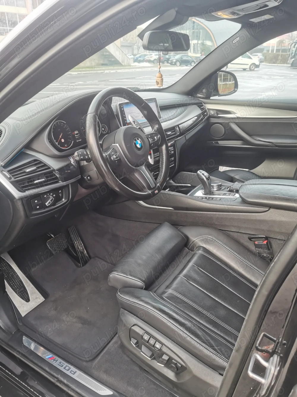 Vand BMW X6 M50d recent înmatriculat in Ro