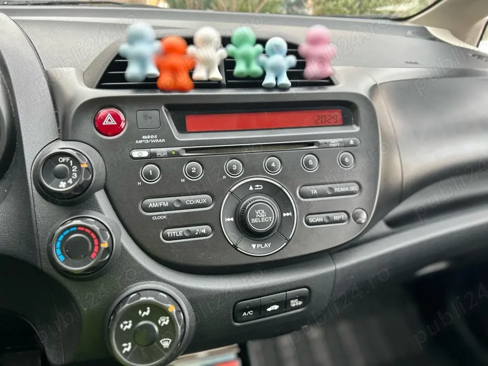 vand honda jazz 2012 