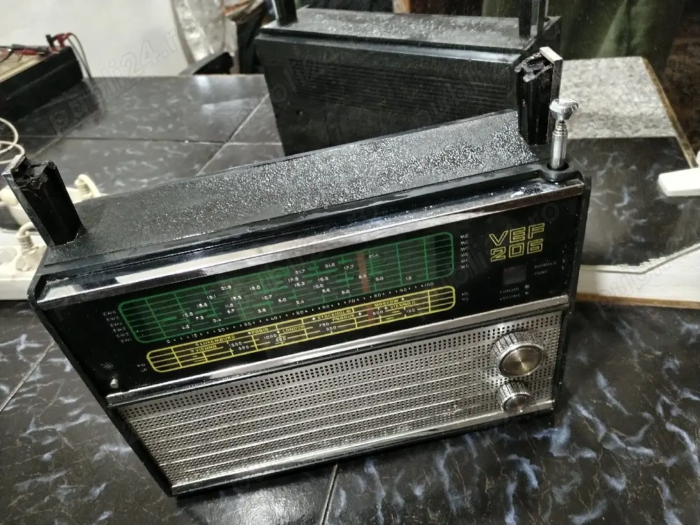 Radio VEF 206 rusesc defect 