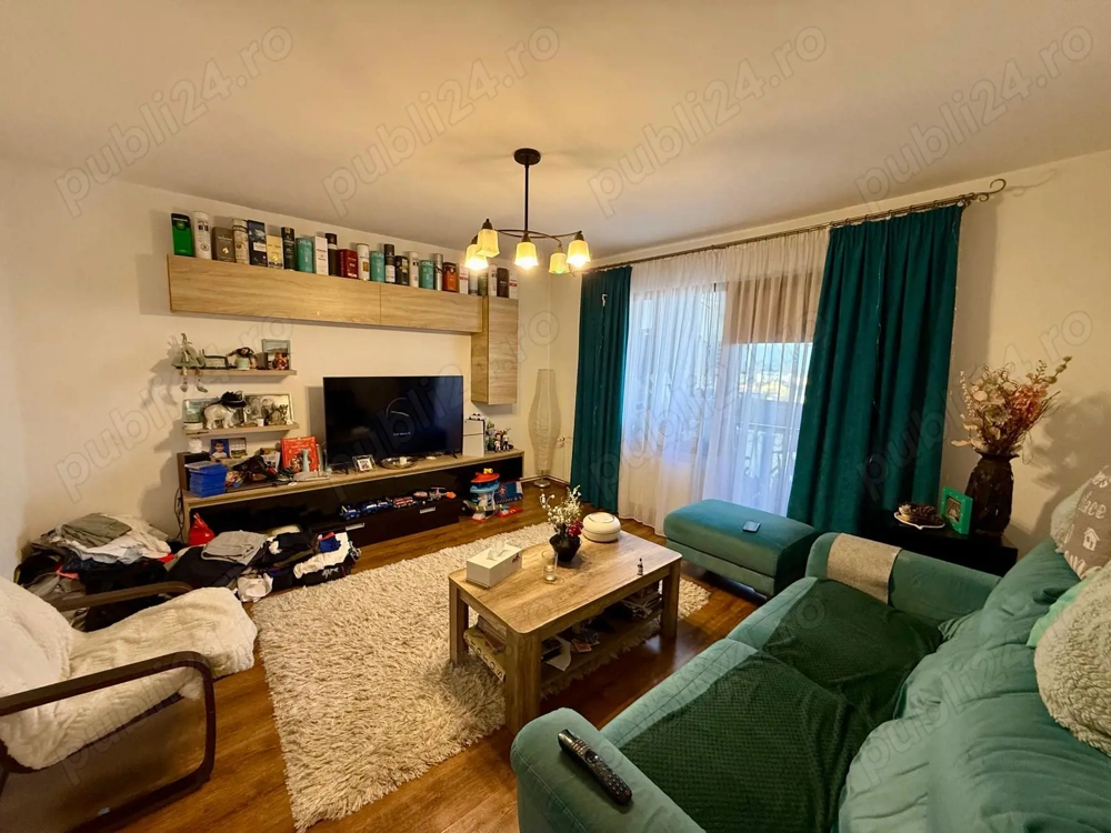 A 1677 De vânzare apartament cu 3 camere în Tg Mureș - 7 Noiembrie