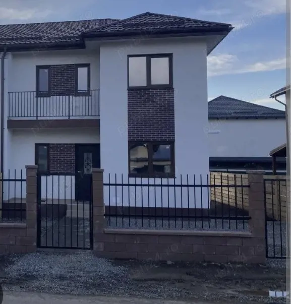 Casa Tip Duplex  în Cartierul izvor   Intabulata