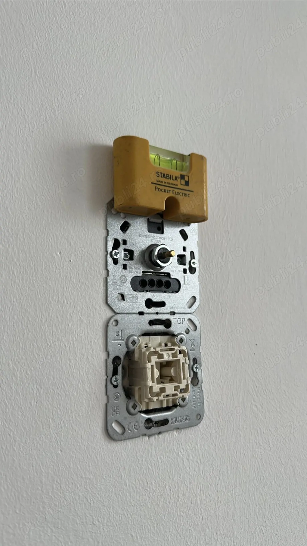Electrician Calificat   Calitate Germană (Standard VDE)