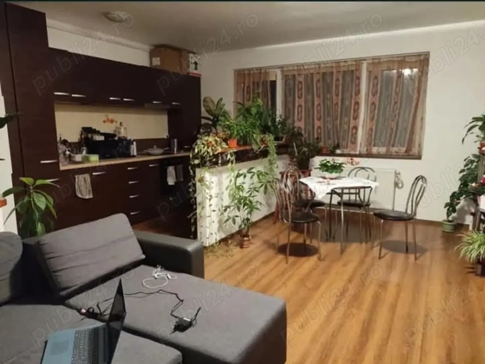 Inchiriez apartament str. Stadionului