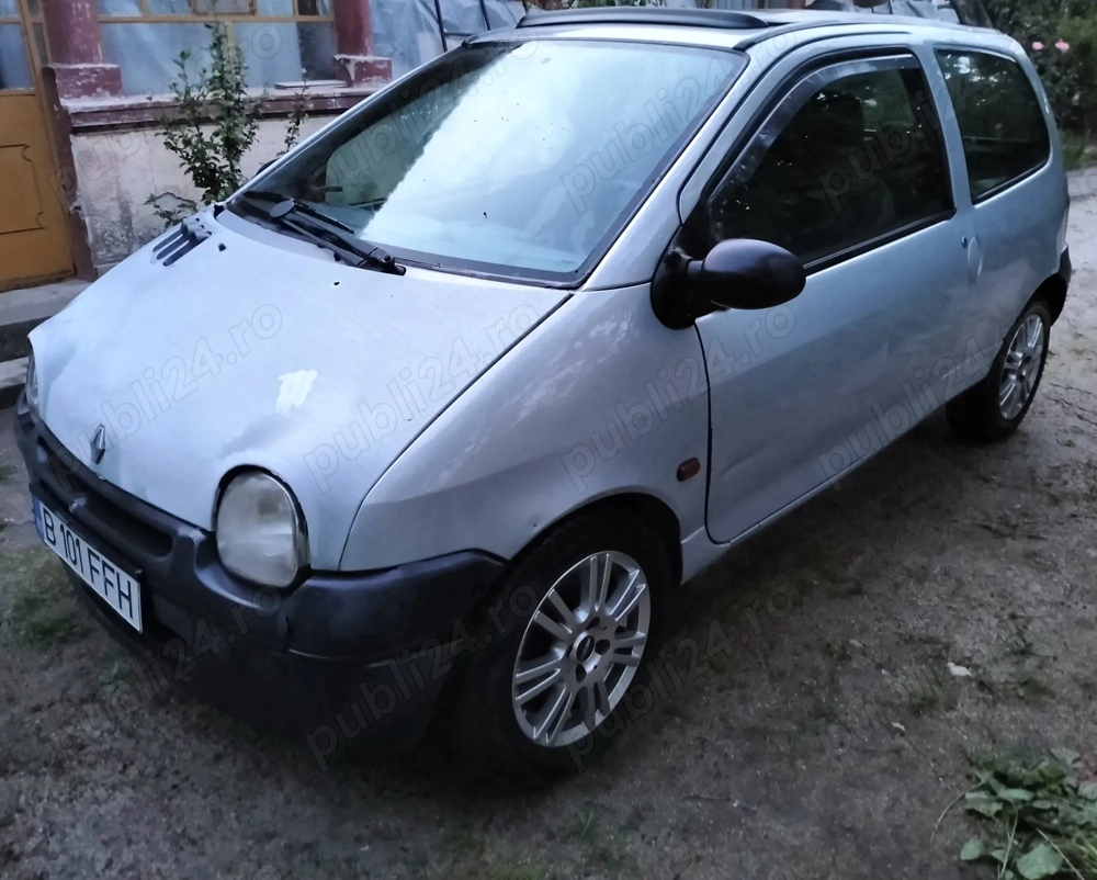Vand- schimb Renault Twingo 1.2 benzina ( PROPRIETAR ) pret discutabil